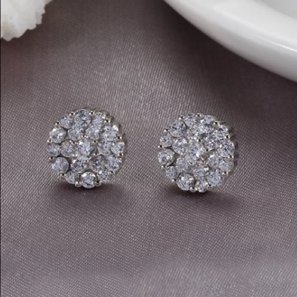 18K white gold plated earrings round cut earrings stud earrings - Picture 5 of 5